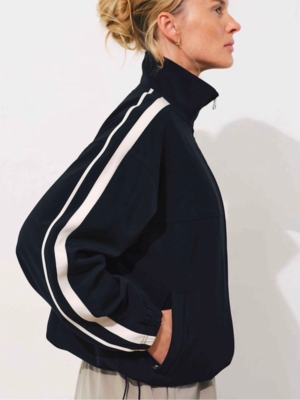 Athleta Women’s Black MVP Track Jacket - Large